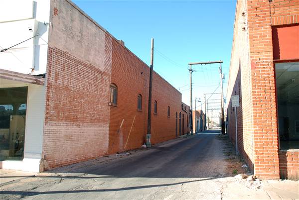 Chadbourne Street Retail District (12/2/2010)