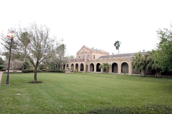 University of Texas at Brownsville (3/4/2004)