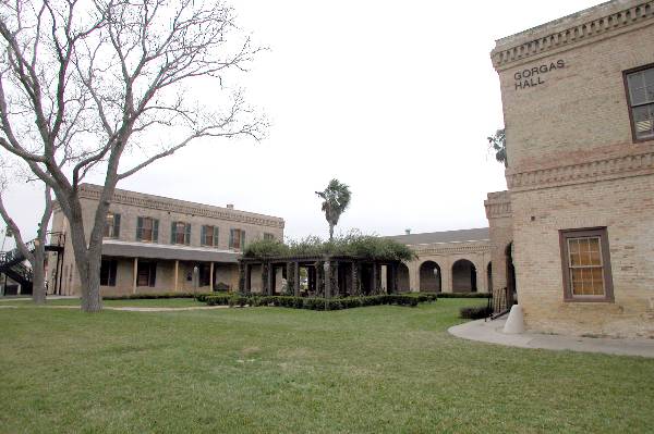 University of Texas at Brownsville (3/4/2004)