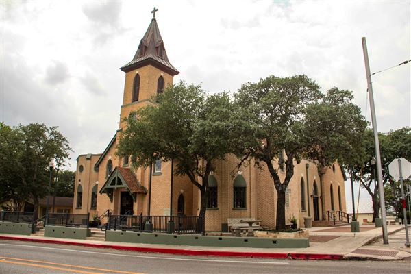 Floresville (4/22/2025 - Credits: Erik McCowan)