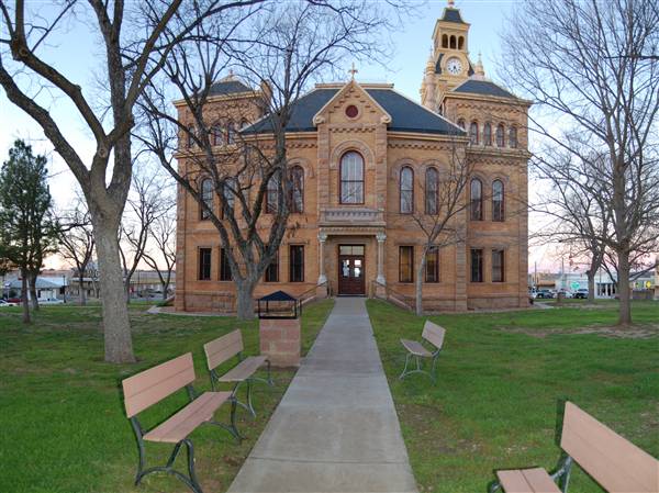 Llano County Courthouse (2/10/2012)