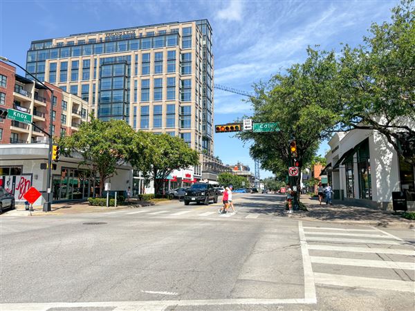 Knox Street (10/3/2025 - Credits: Austin Flores)