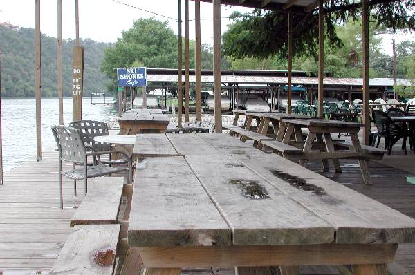 Ski Shores Cafe (12/4/2003)