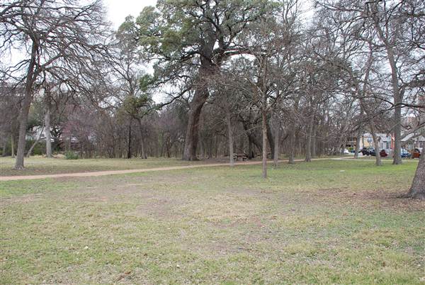 Eastwoods Park (2/28/2013)