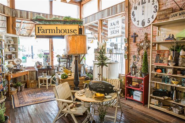 Sugar Moon Antiques (3/16/2018)