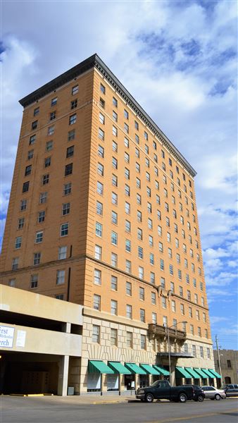 Cactus Hotel (4/27/2018)