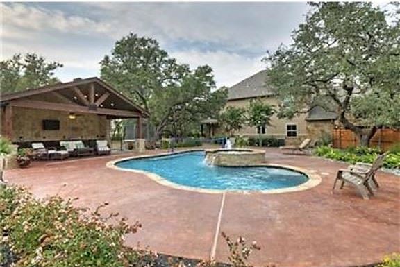 Jolson House (8/20/2017 - Credits: Realtor photos)