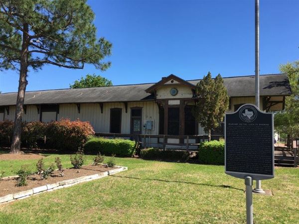 City of Pearland Railroad Depot - (1/16/2019 - Credits: Kim Sinistore)