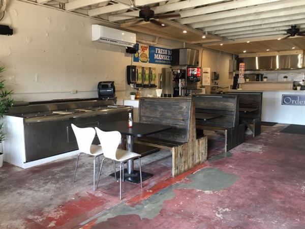 Gil's Broiler and Manske Roll Bakery (8/17/2019 - Credits: Anita Collins)