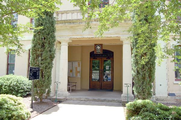 Bastrop County Courthouse (7/7/2008)