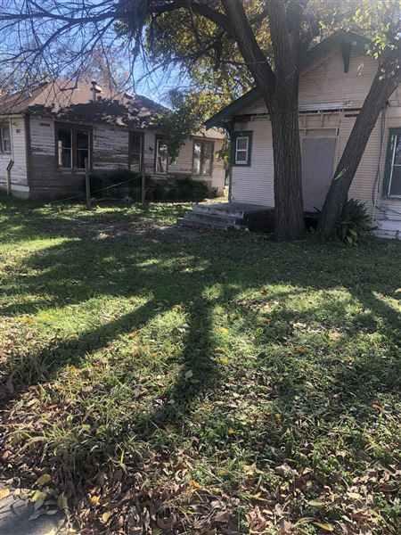 Huerta Willow Street Houses (12/13/2019 - Credits: Cylinda Huerta)