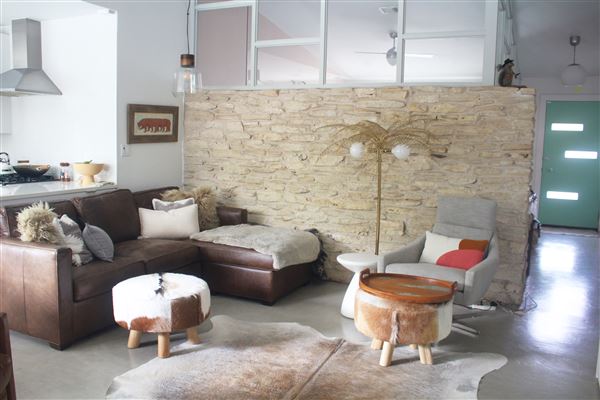 Falcon Ranch ATX (10/1/2021 - Credits: Daytime, outdoor photos taken by Native Edge)