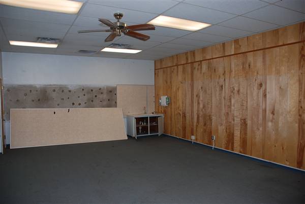 Former Lampasas Junior High (12/15/2009)