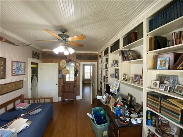 Lewis Farmhouse (9/3/2022)