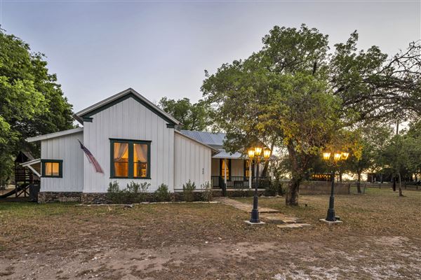 Camp Hickory Creek (6/1/2022 - Credits: Austin 360 Photography)