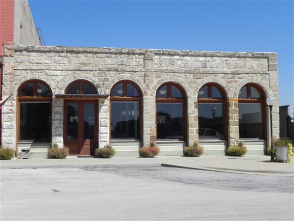 Davis & Blevins Gallery (9/26/2022)