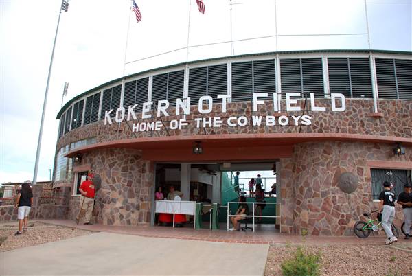 Kokernot Field (6/10/2010)