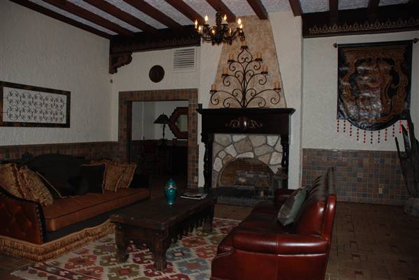 Holland Hotel (6/11/2010)