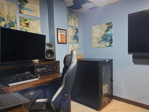 Star Central Studios (6/19/2023 - Credits: JENNIFER N CEDILLO)