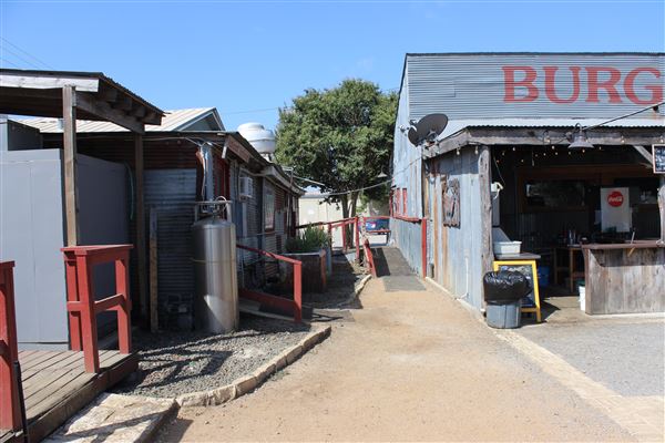Freiheit Country Store (7/25/2023 - Credits: submitted by: Cody Reimer)