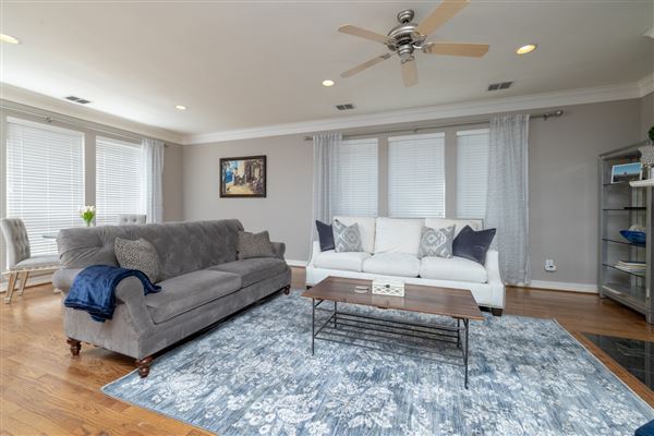 Evergreen Townhome (9/1/2023 - Credits: Red One Management)