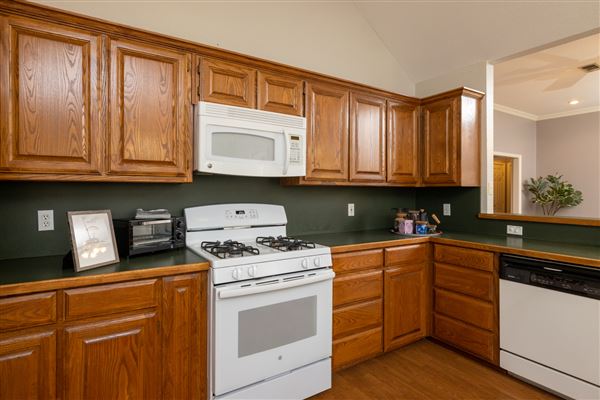 Coffey House (8/1/2023 - Credits: Red One Management)