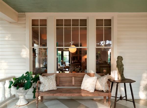 Lonergan House (2/5/2023 - Credits: Meg Lonergan Interiors)