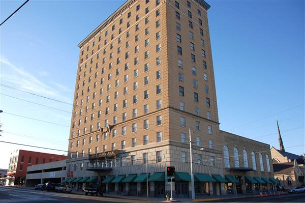 Cactus Hotel (12/2/2010)