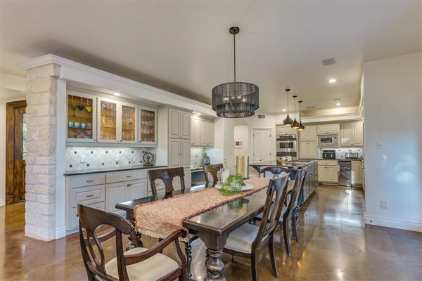 Moonlight Bay House (3/27/2026 - Credits: submitted by: Chris Rajiah)